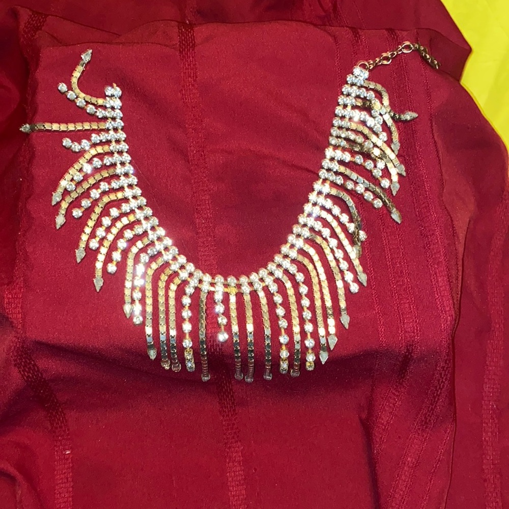 Custom necklace ****Missing one stone***